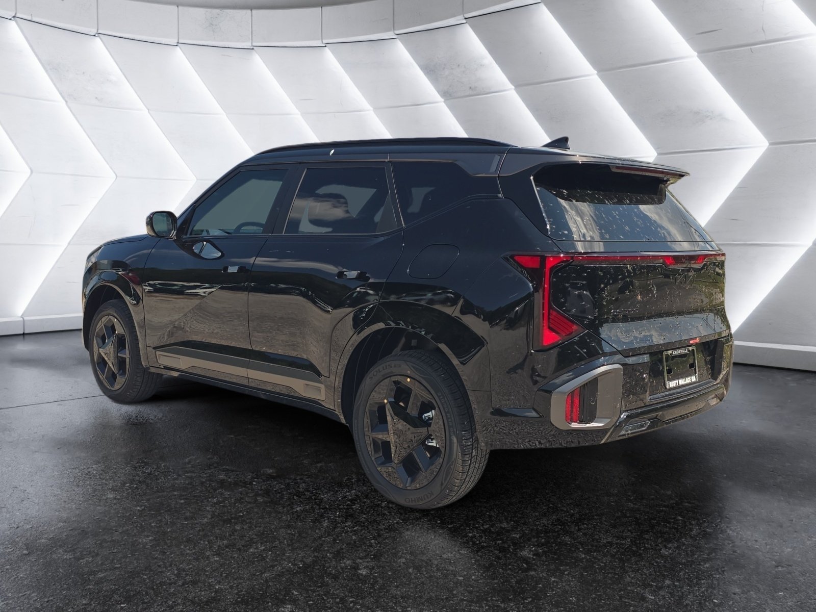 New 2027 Aurora Black Pearl Kia X-Line S image 3