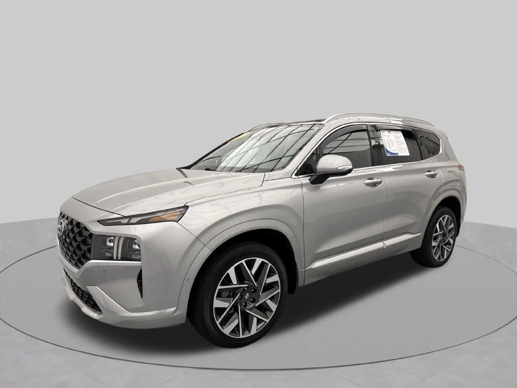 Used 2022 Silver Hyundai Calligraphy image 3