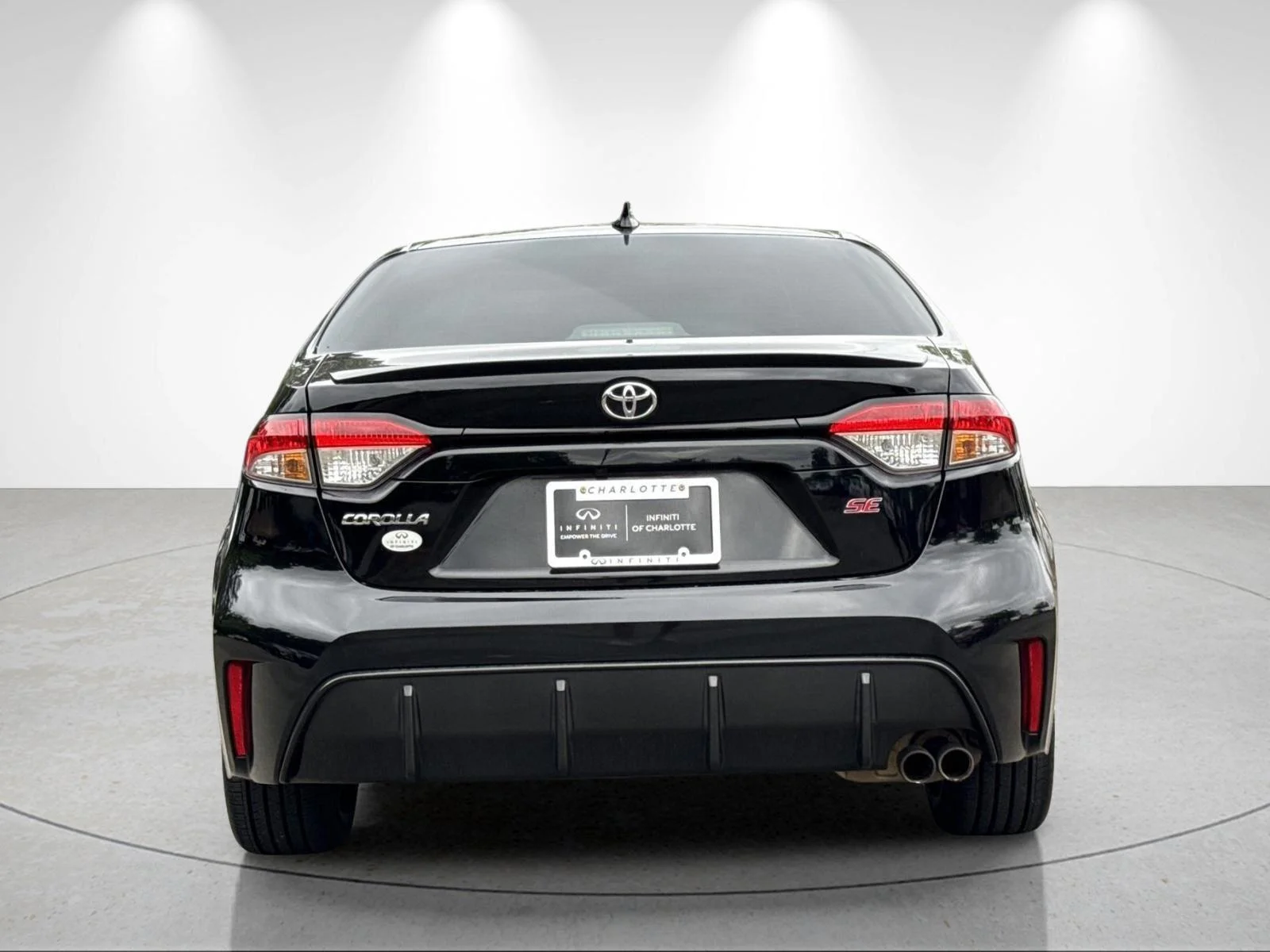 Used 2023 Midnight Black Metallic Toyota SE image 4