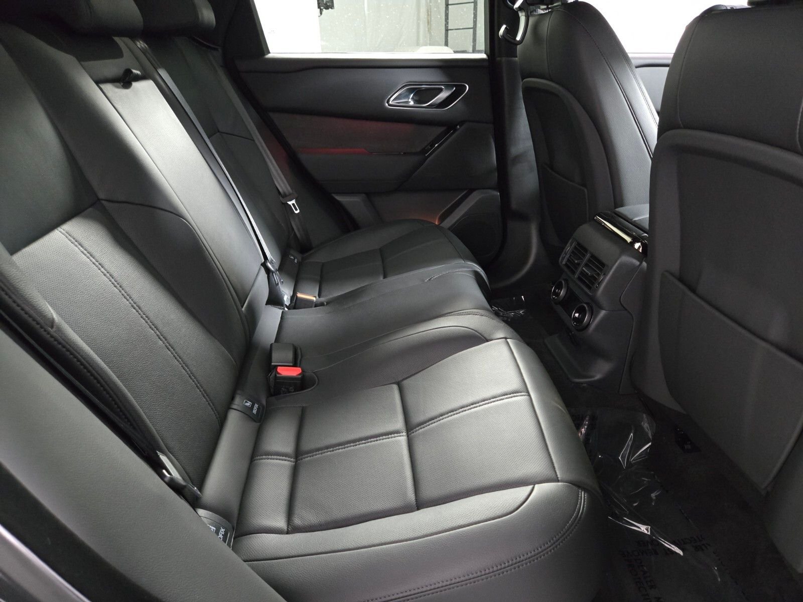 2026 Land Rover Range Rover Velar Dynamic SE - Photo 18