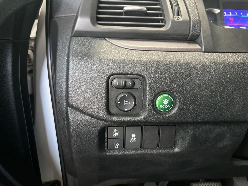 Used 2022 White Honda EX-L image 14