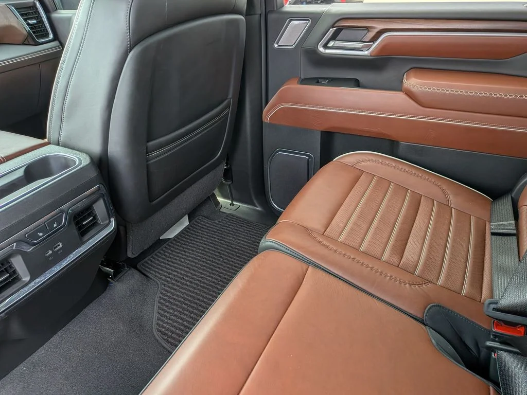 Used 2025 Black GMC Denali Ultimate image 29