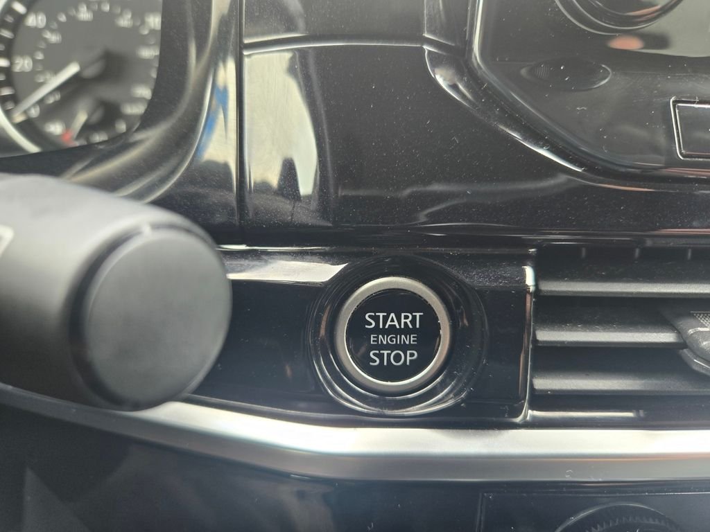 Used 2023 Black Nissan SL image 19
