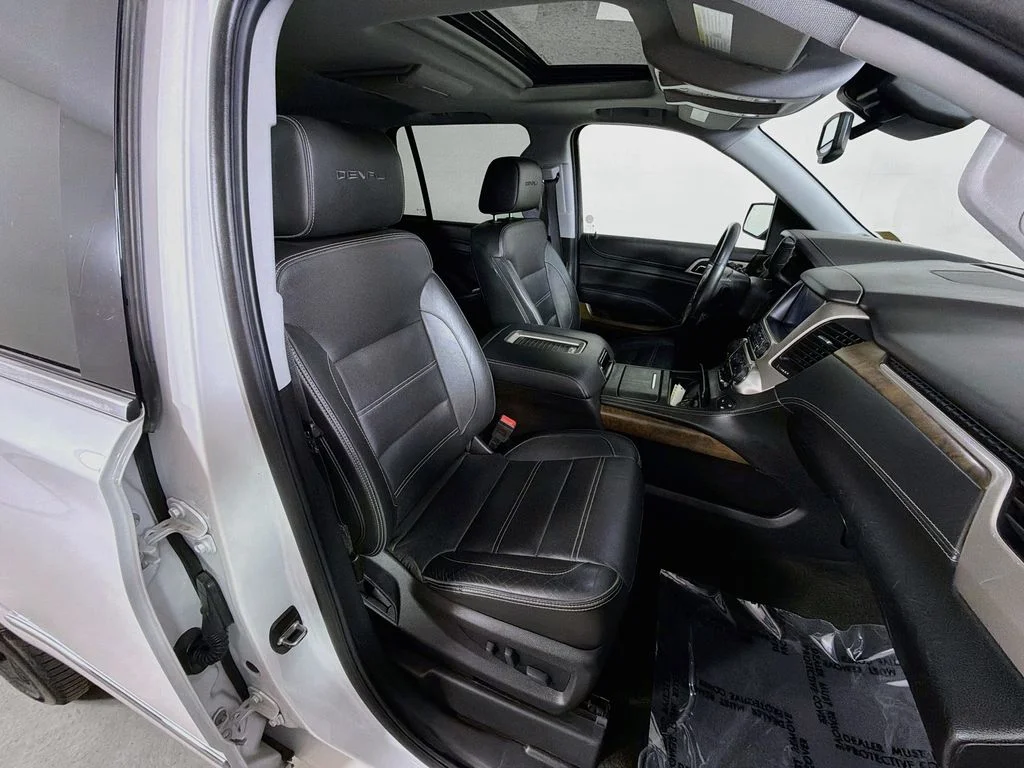 Used 2018 White GMC Denali image 28