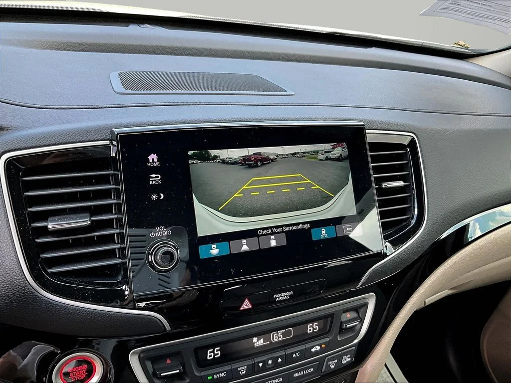 2022 Honda Pilot Elite - Photo 16
