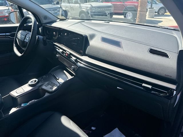 New 2026 Wolf Gray Kia EX image 28