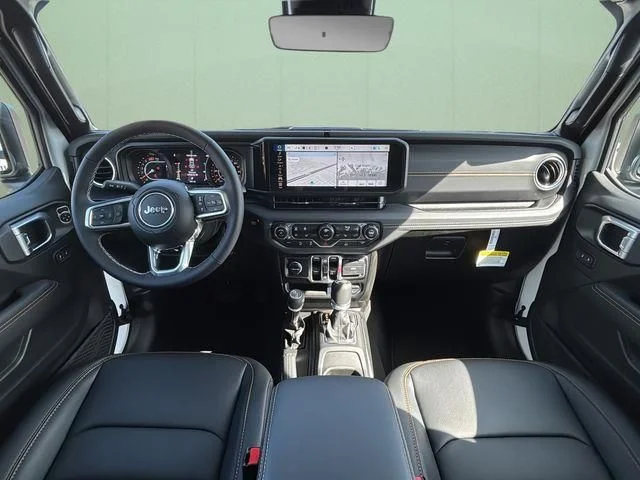 2025 Jeep Wrangler 4-Door Sahara - Photo 27
