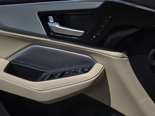 New 2026 Platinum White Pearl Acura w/Technology Package image 17