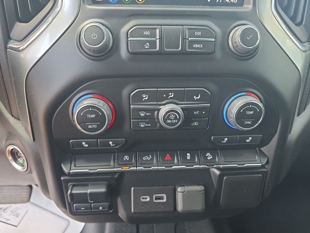 Used 2022 Red Chevrolet RST image 21