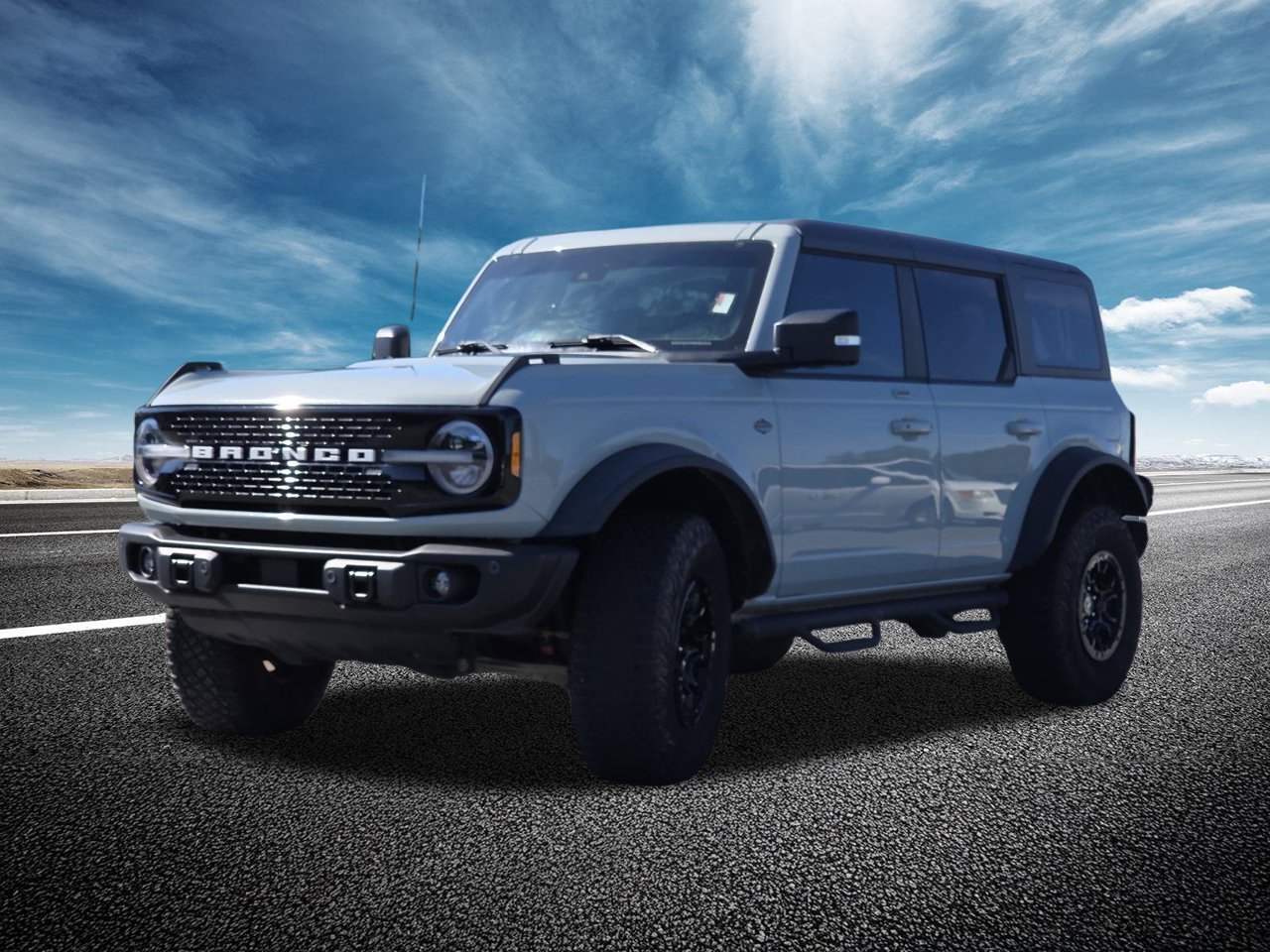 Used 2023  Ford Base image 15