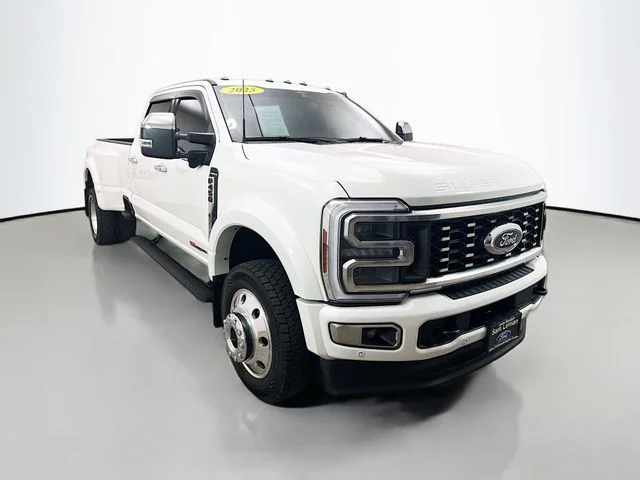 2025 Ford F-450 Platinum