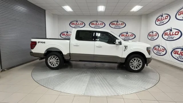New 2026 Star White Metallic Tri-Coat Ford King Ranch image 12