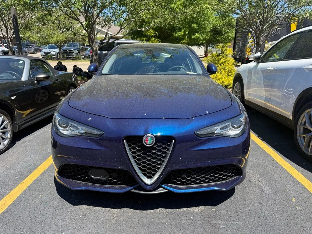 Used 2019 Blue Alfa Romeo Ti Sport image 3