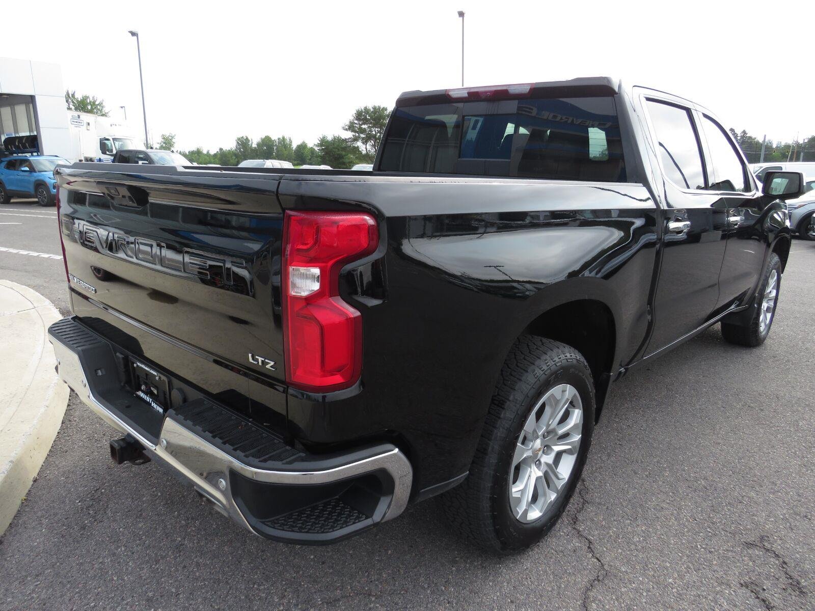Used 2025 Black Chevrolet LTZ image 7
