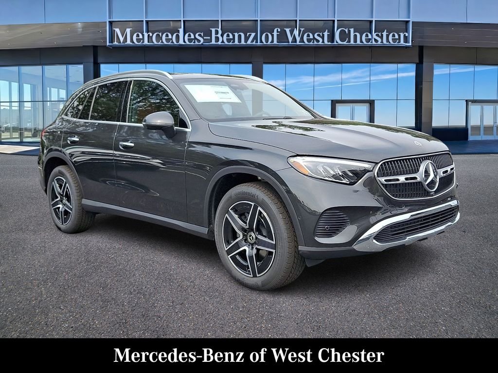 2027 Mercedes-Benz GLC 300 AWD 4MATIC® photo 1