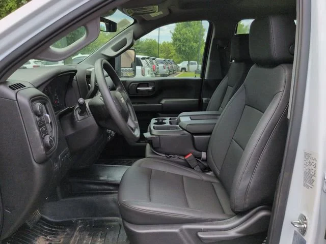 New 2026 Summit White Chevrolet Work Truck image 21
