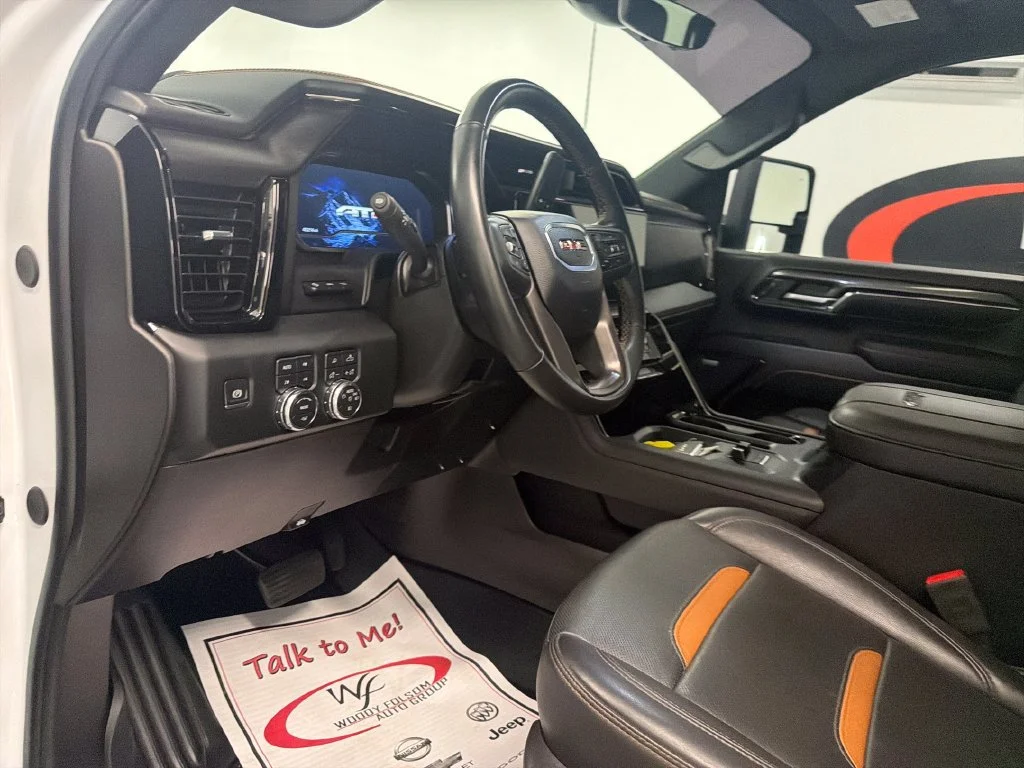 Used 2024 Summit White GMC AT4 image 12