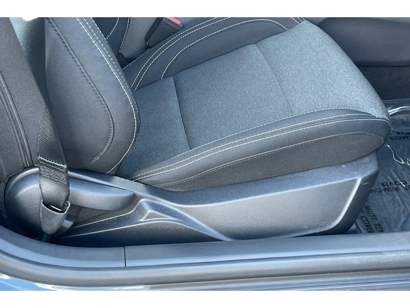Used 2025 Vapor Blue Metallic Ford GT image 21