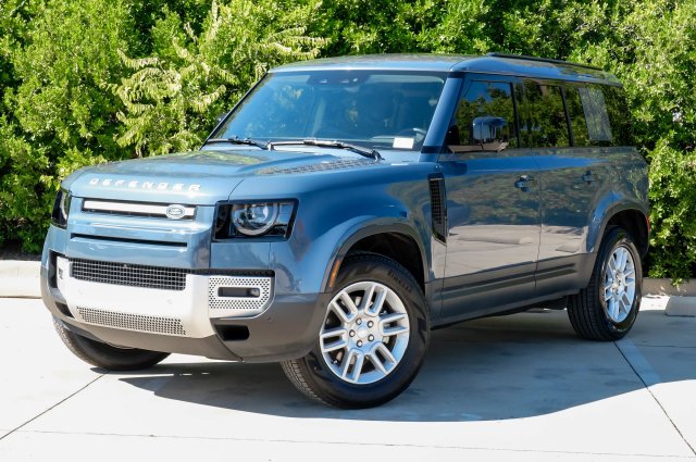 2025 Land Rover Defender 2