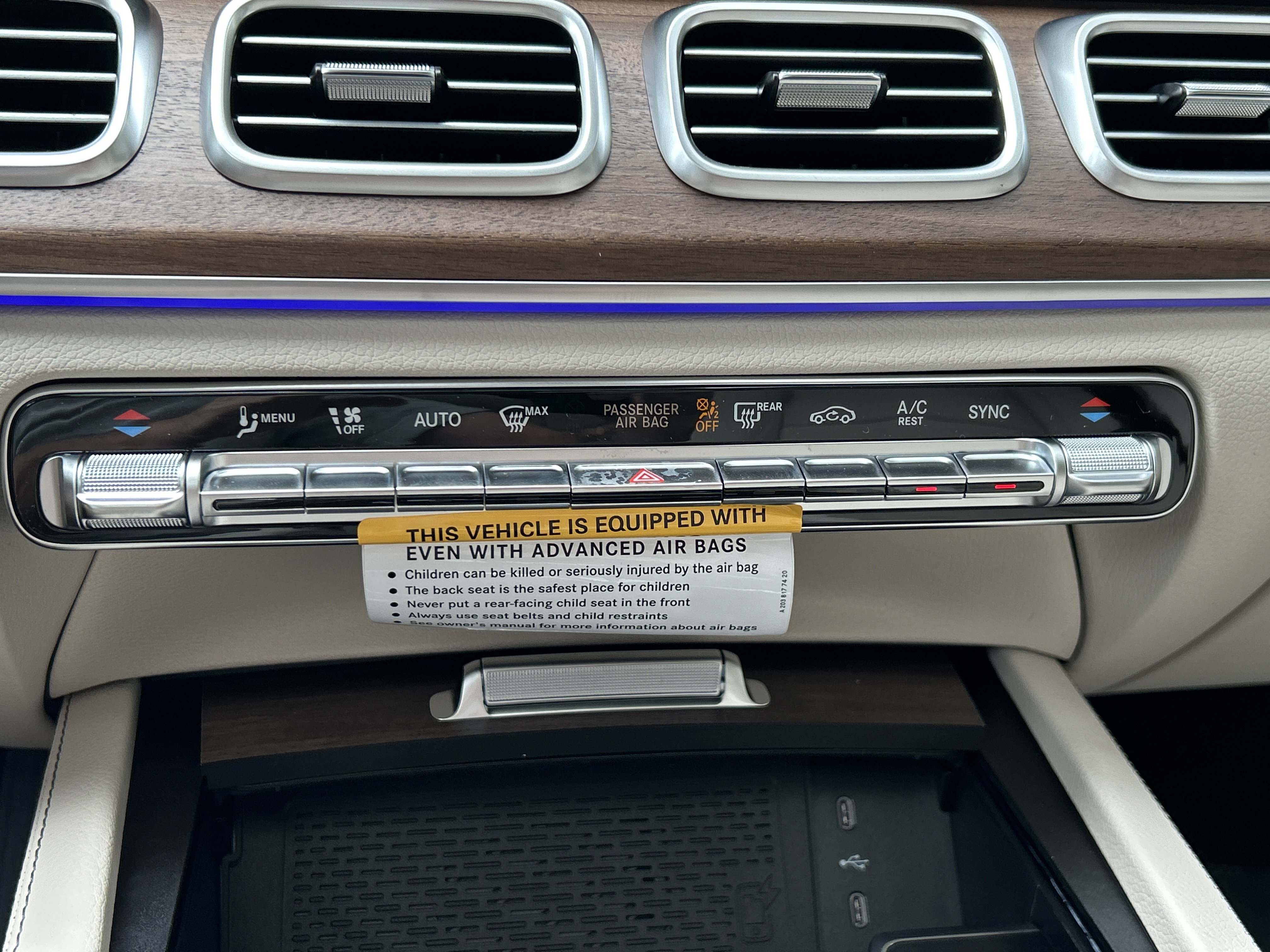 New 2026 Polar White Mercedes-Benz GLE 350 SUV image 29