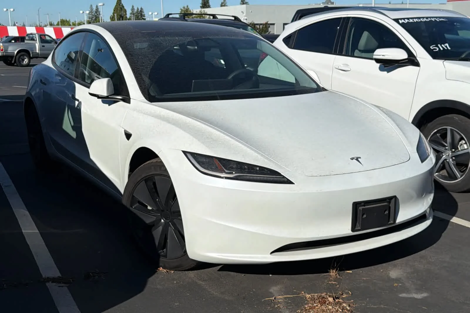 Used 2025  Tesla Long Range image 3