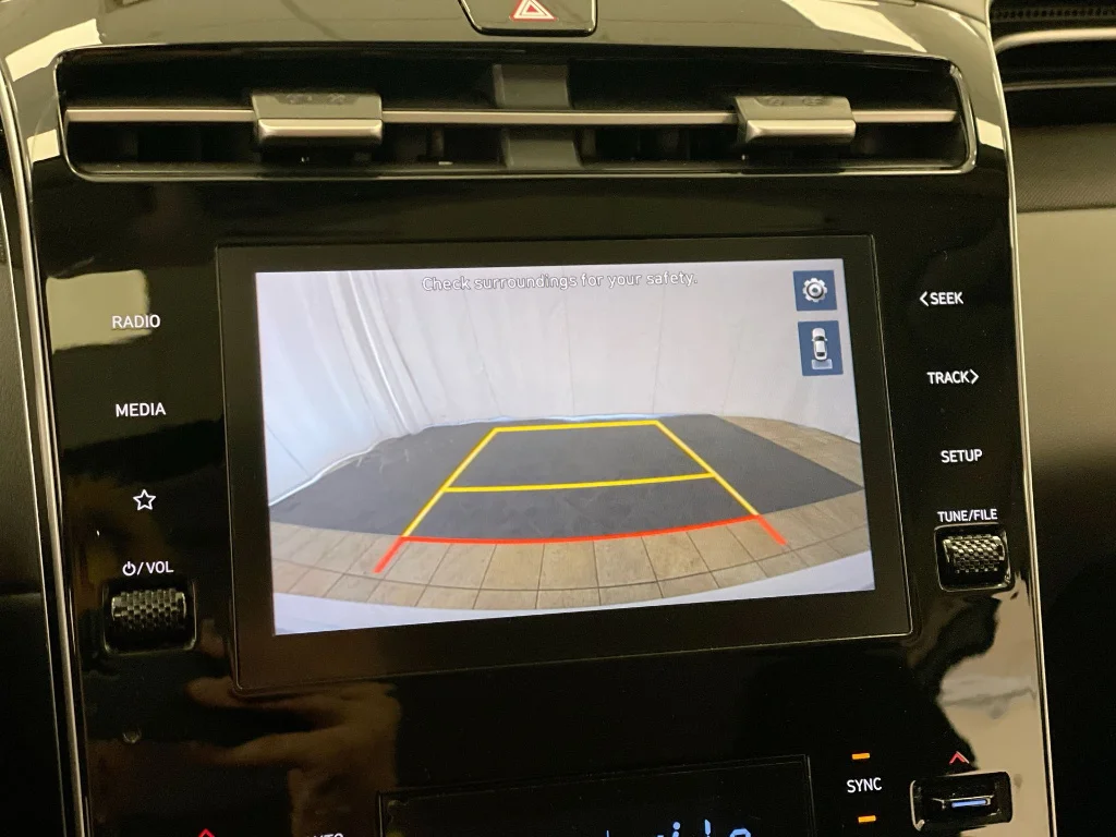 Used 2022 Quartz White Hyundai SEL image 14
