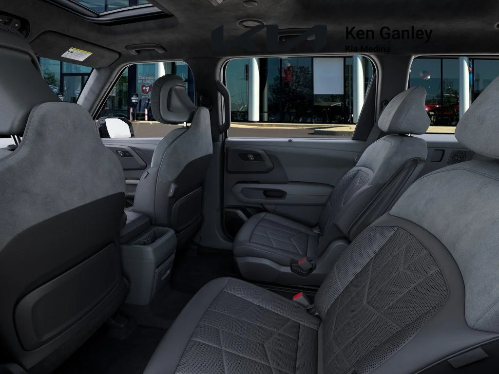 New 2027 Black Jade Green Kia X-Pro SX Prestige image 18