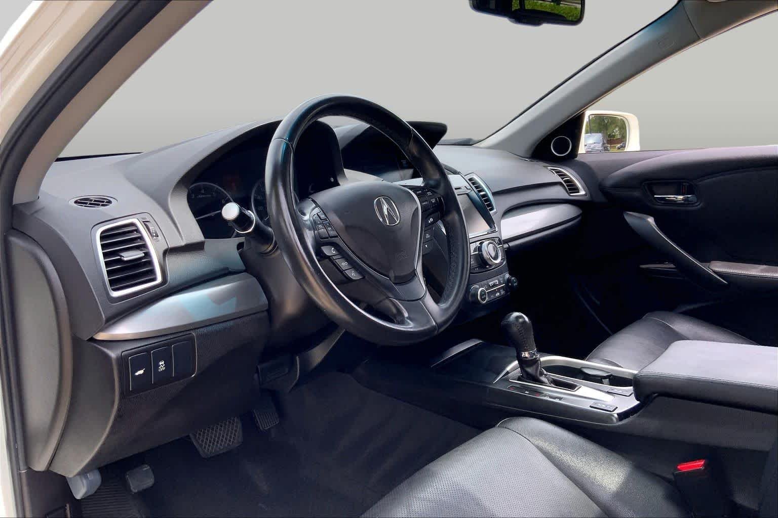Used 2017 White Diamond Pearl Acura w/Technology Pkg image 18
