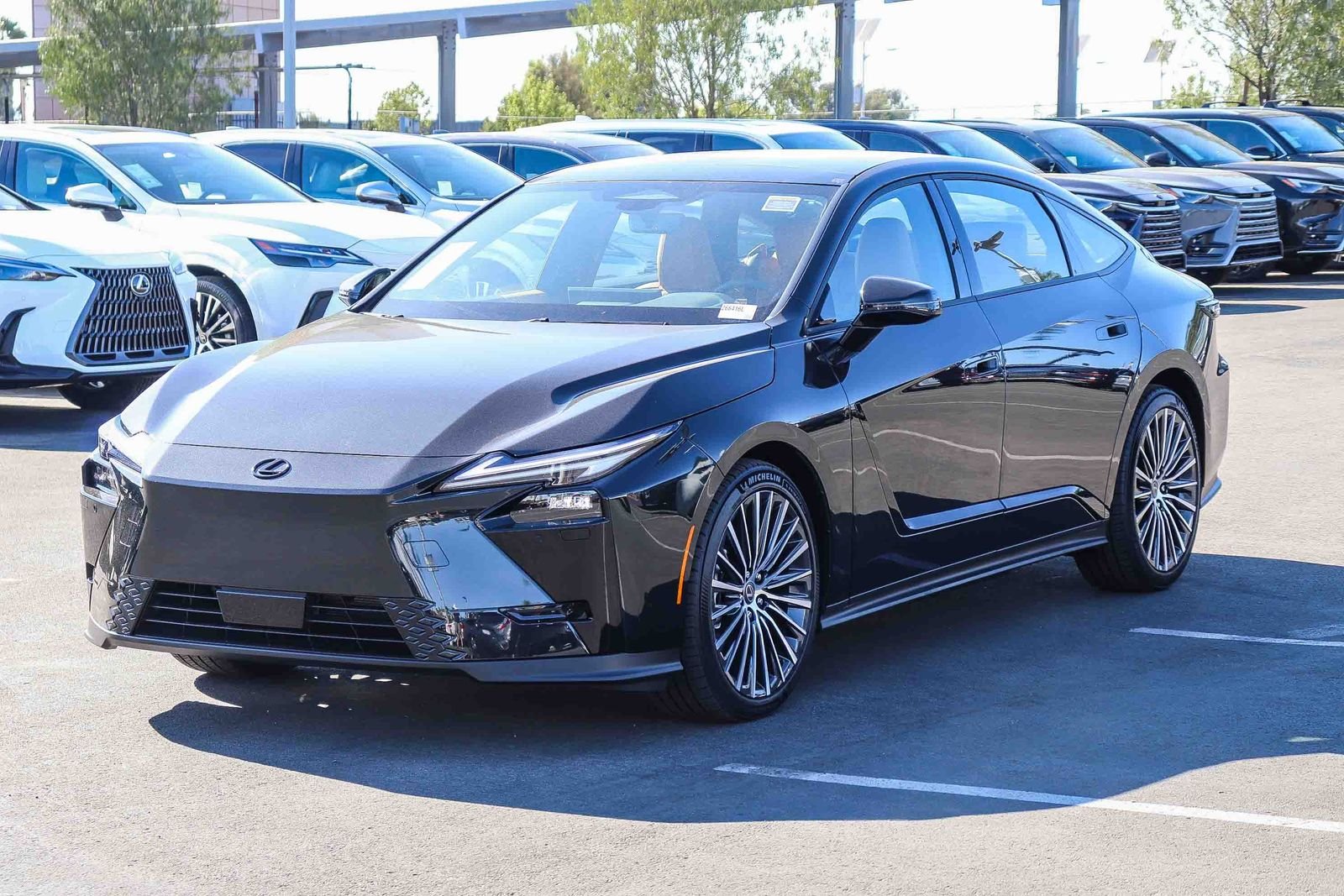 New 2026 Caviar Lexus ES 350e PREMIUM image 3