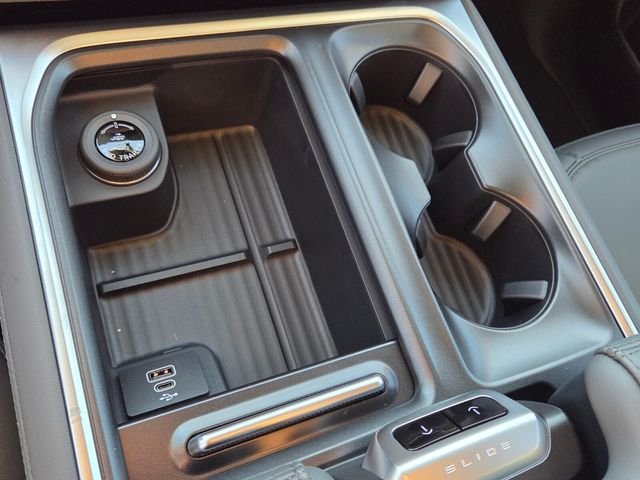 New 2026 Dark Matter Gray Metallic Ford Active image 21