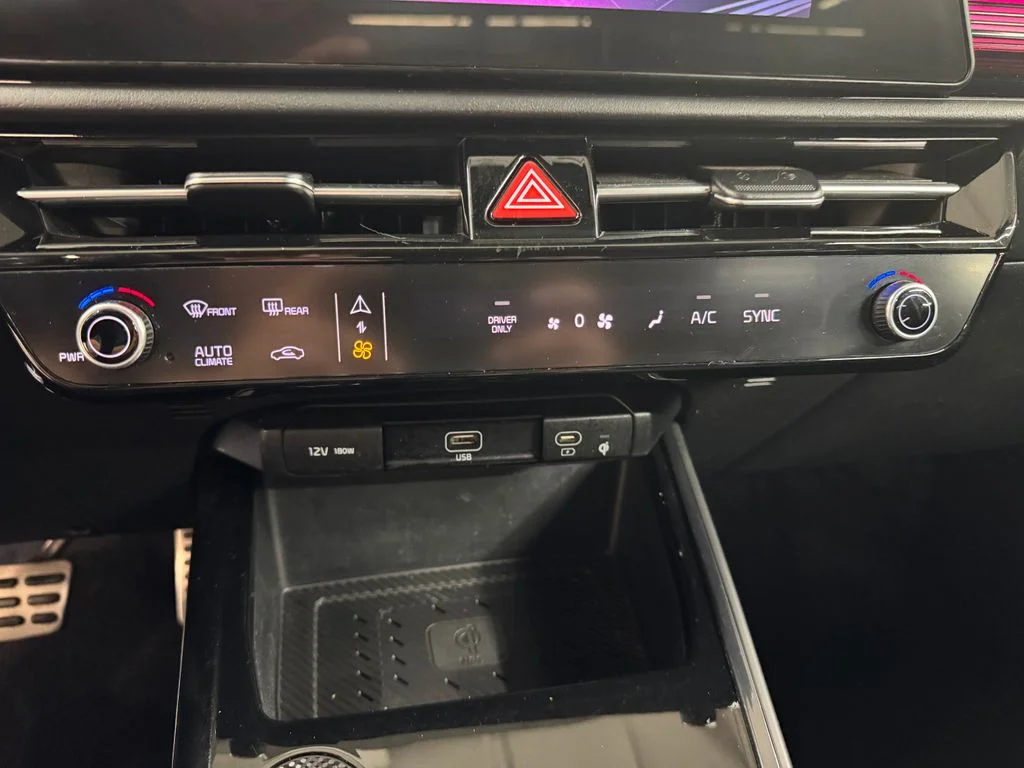Used 2023 Blue Kia SX image 27