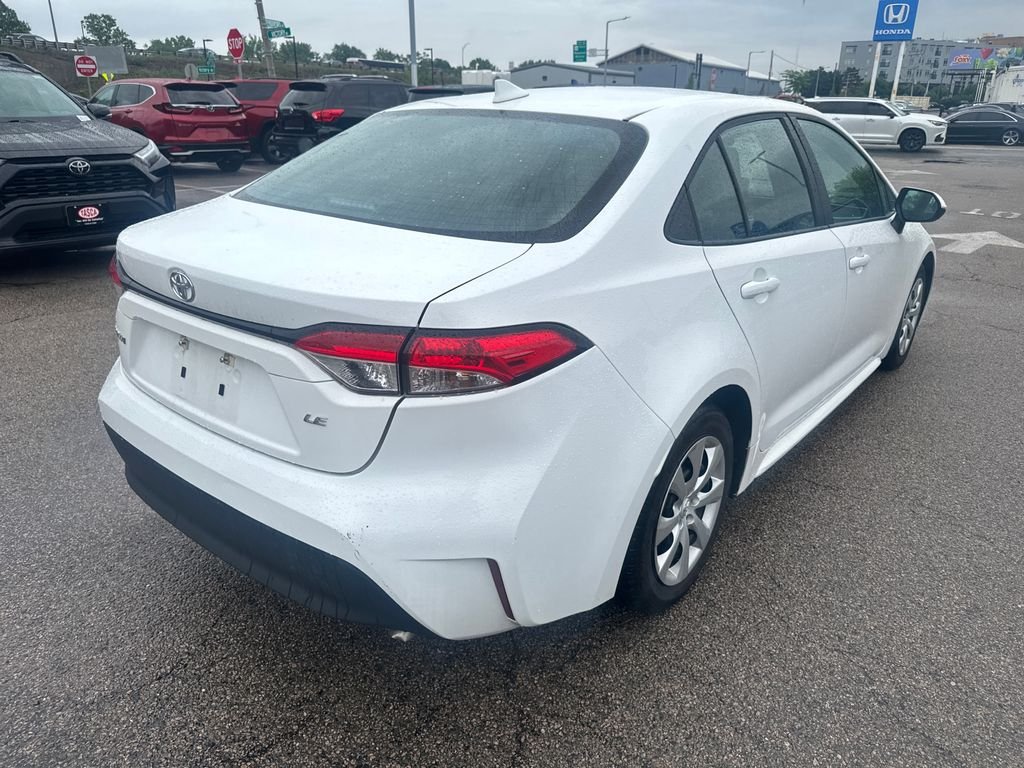 Used 2024 White Toyota LE image 7