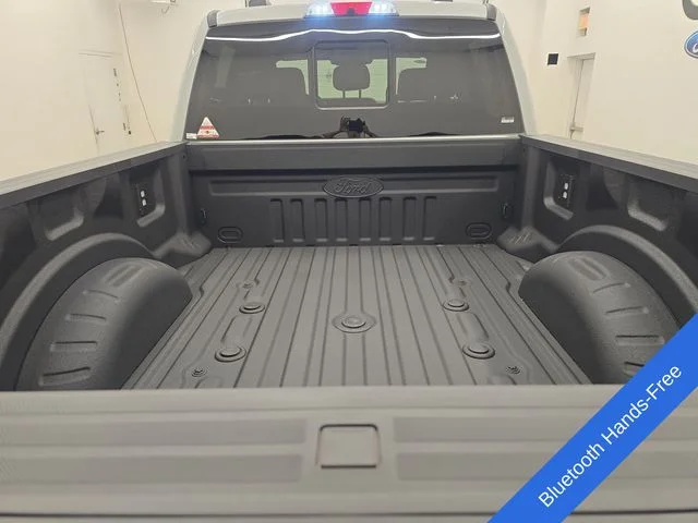New 2026 Avalanche Ford F-350® XLT image 18