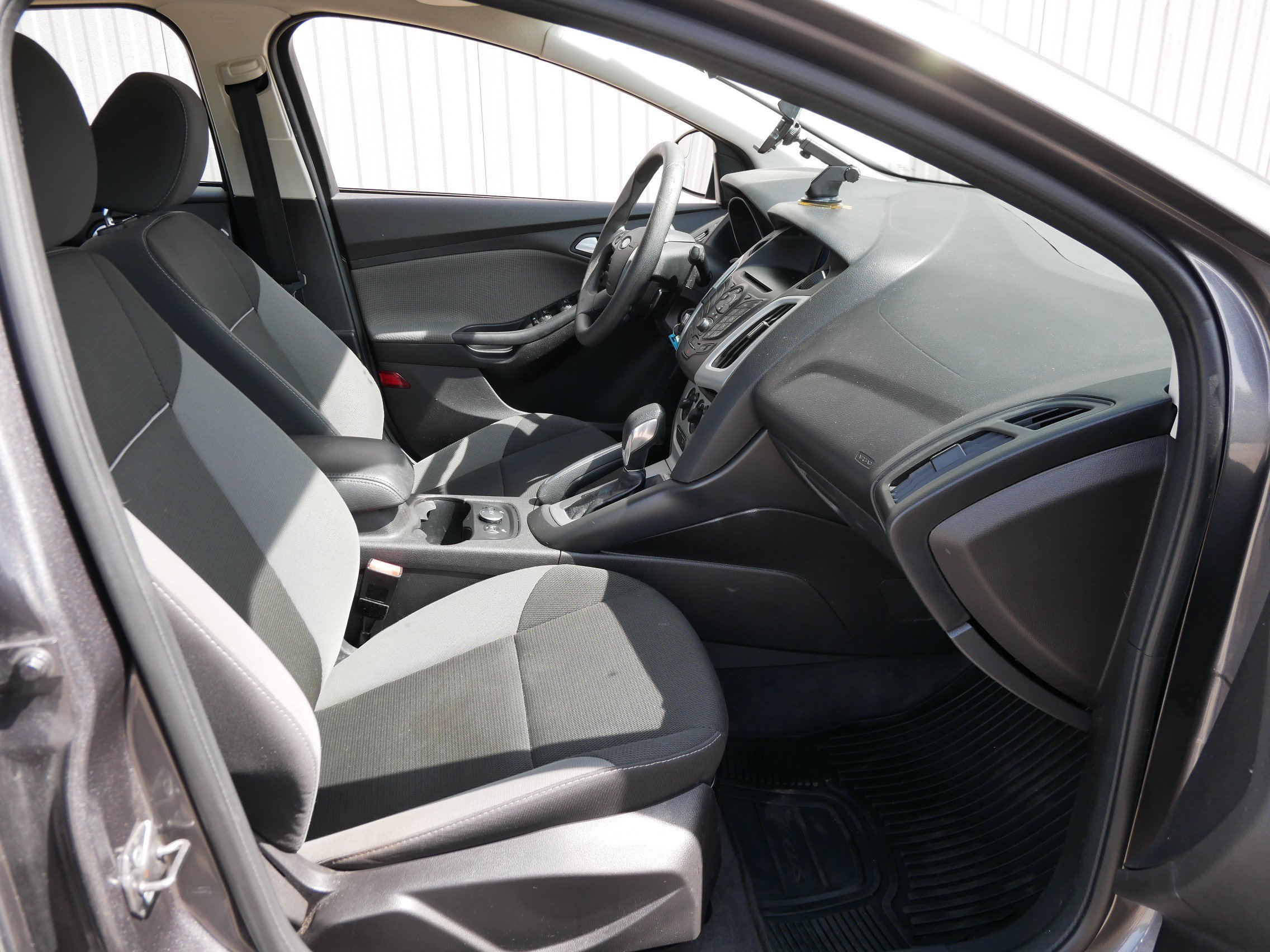 Used 2013 Gray Ford SE image 13