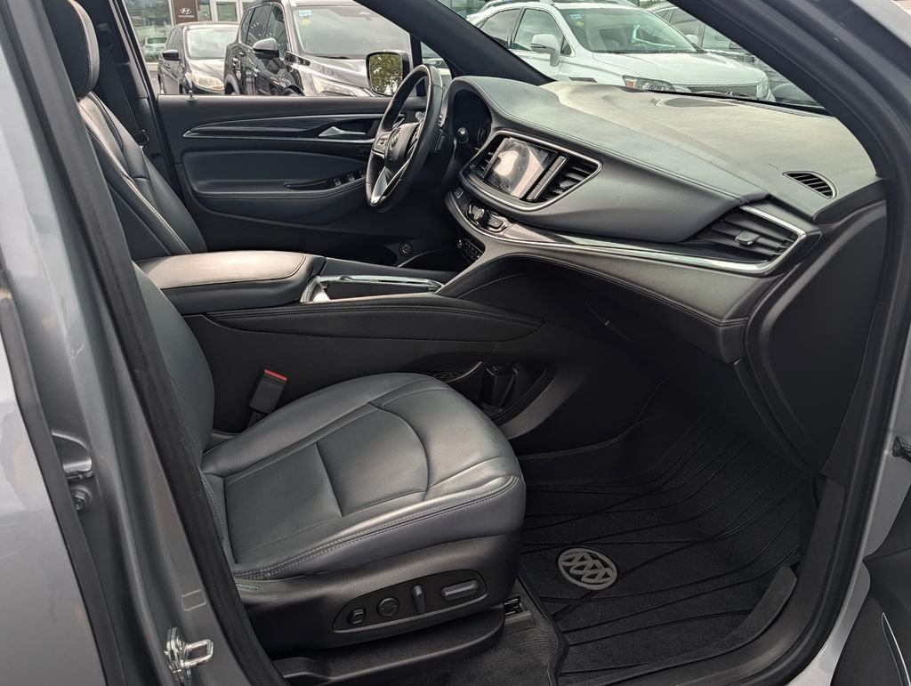 2023 Buick Enclave Premium - Photo 9