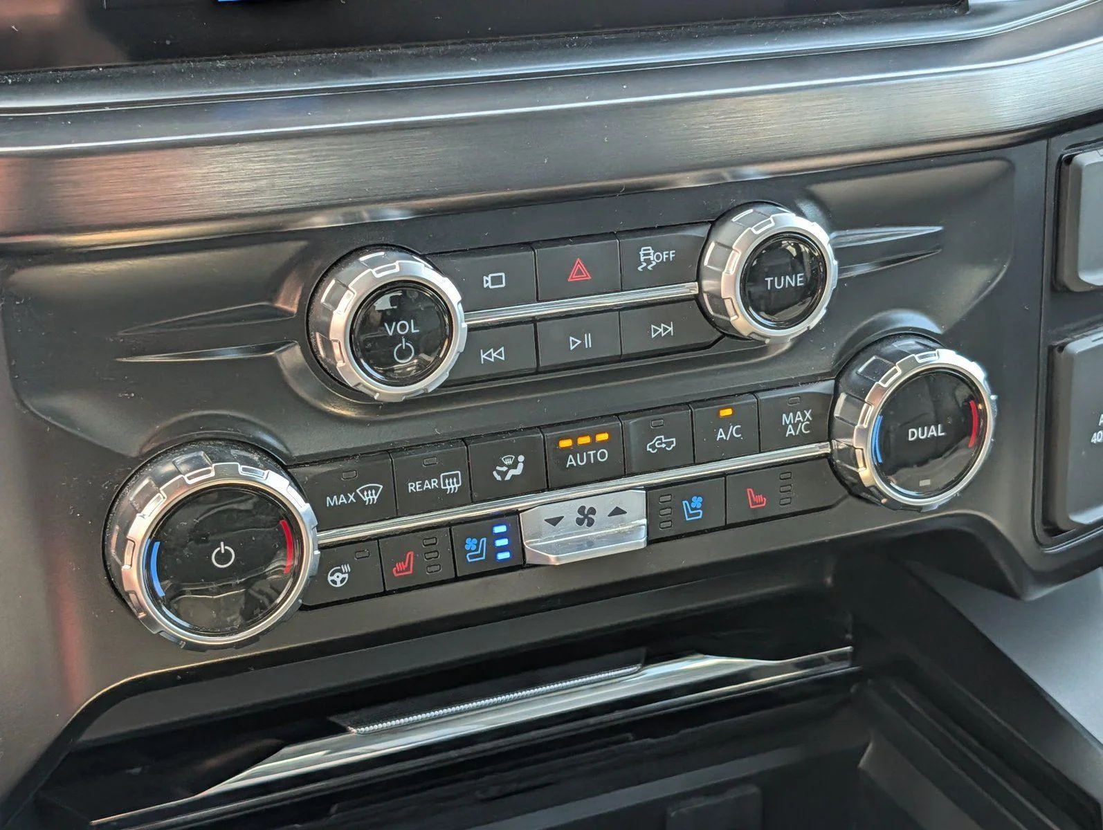 Used 2026 Oxford White Ford Lariat image 16