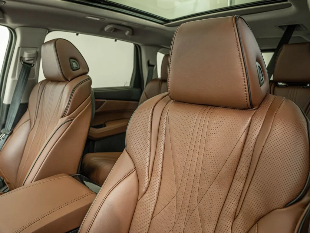 Used 2026 Platinum White Acura Advance Package image 33