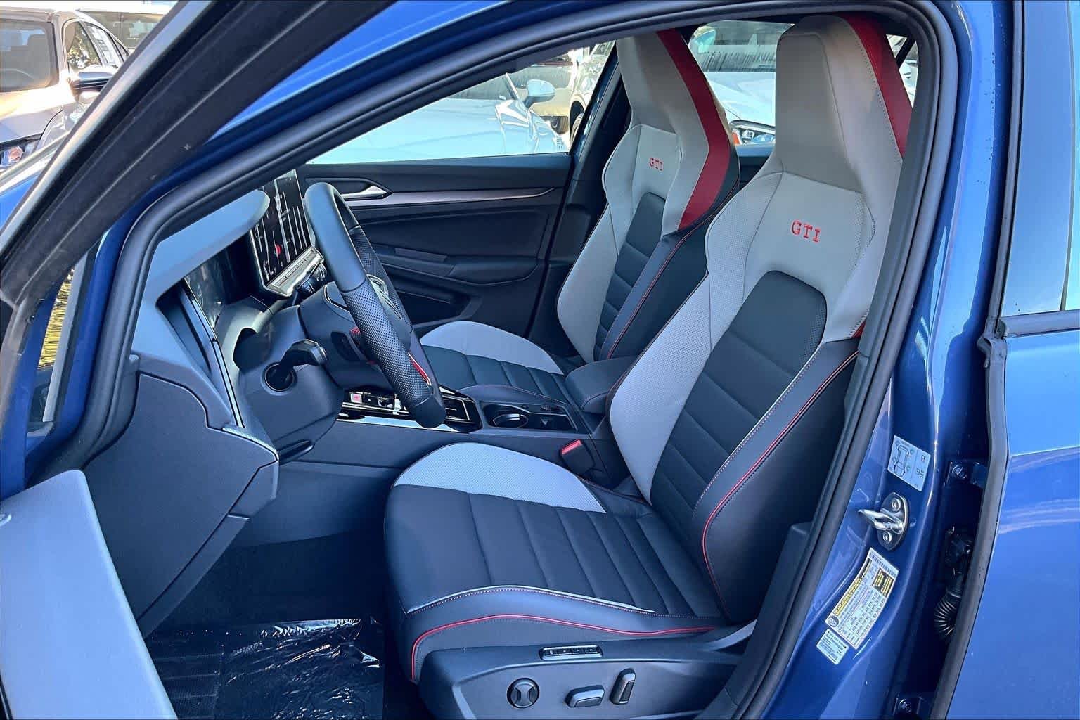 New 2026 Slate Blue Metallic Volkswagen SE image 9