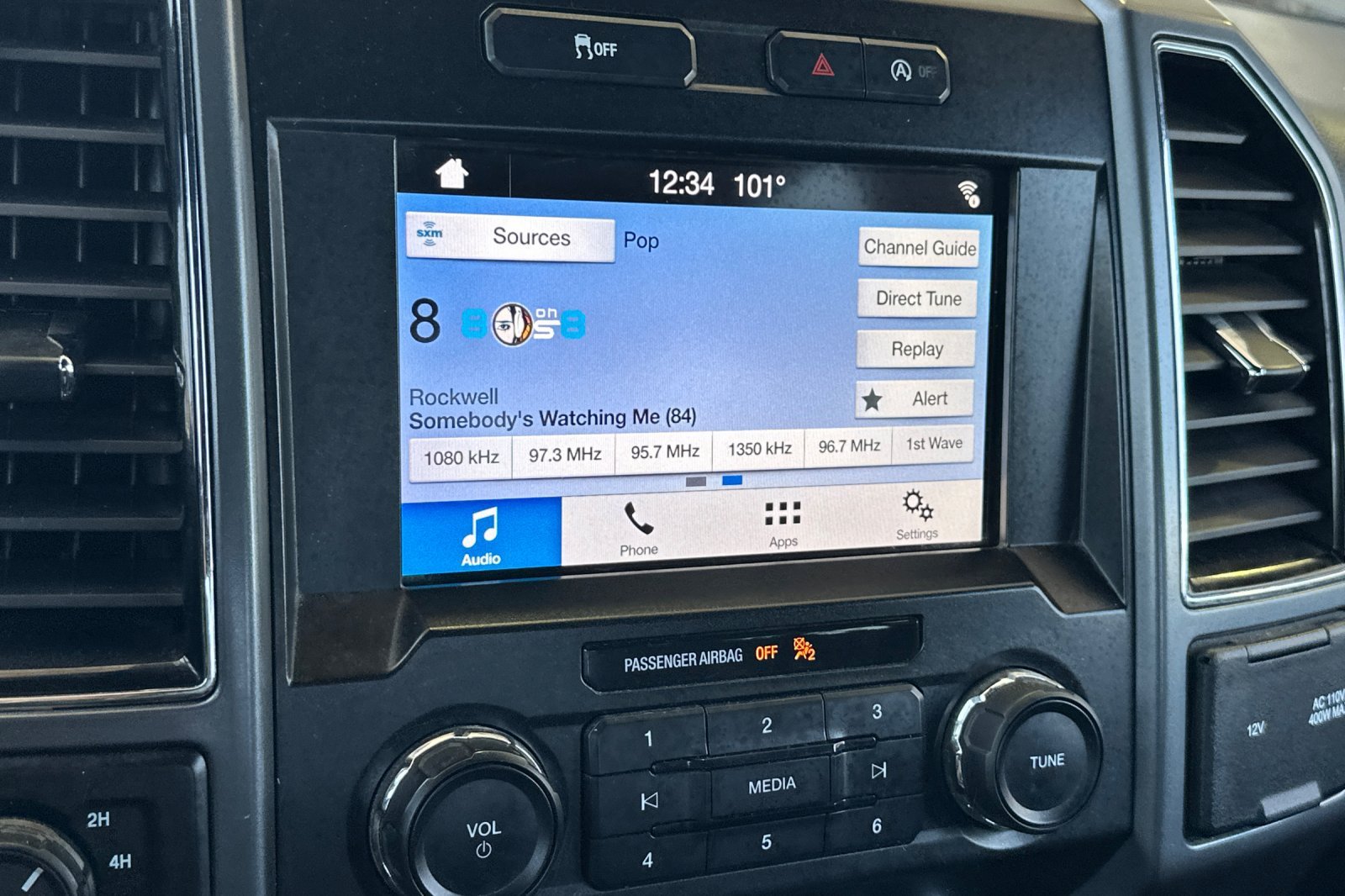 Used 2019 Maroon Ford  image 17