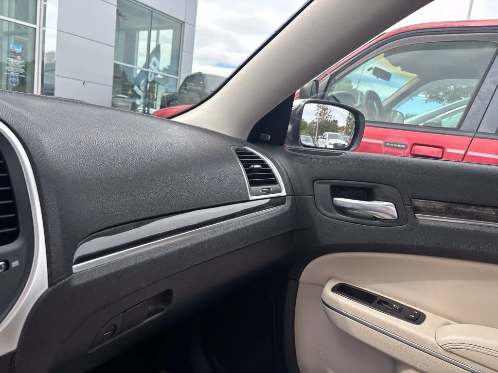 Used 2021 White Chrysler Touring image 22