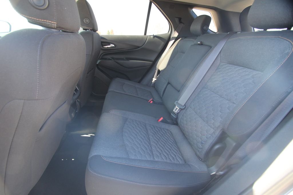 Used 2018 Gray Chevrolet LT image 7