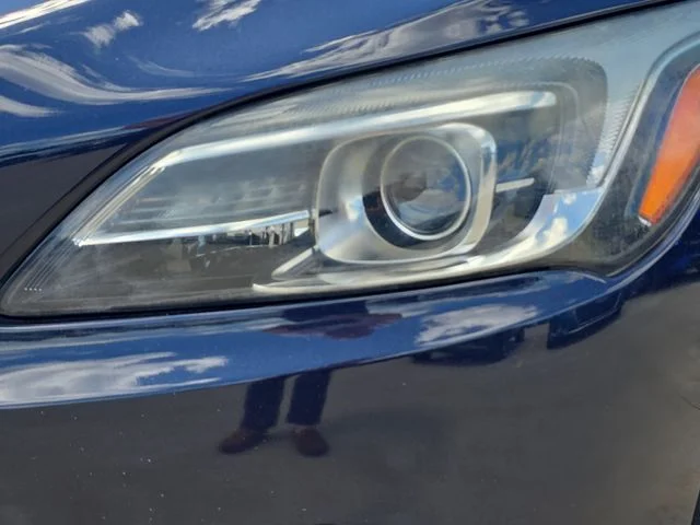 Used 2017 Blue Buick Essence image 33