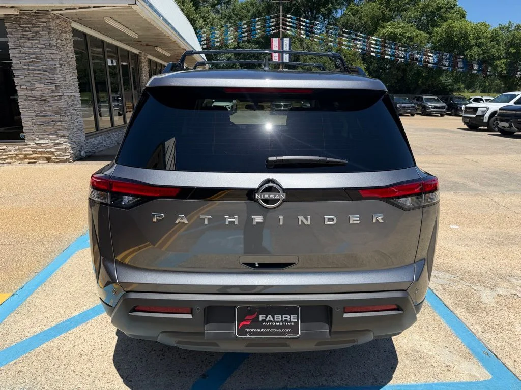 Used 2025 Gray Nissan SV image 7