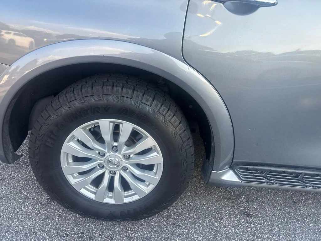 Used 2017 Gray Nissan SV image 8