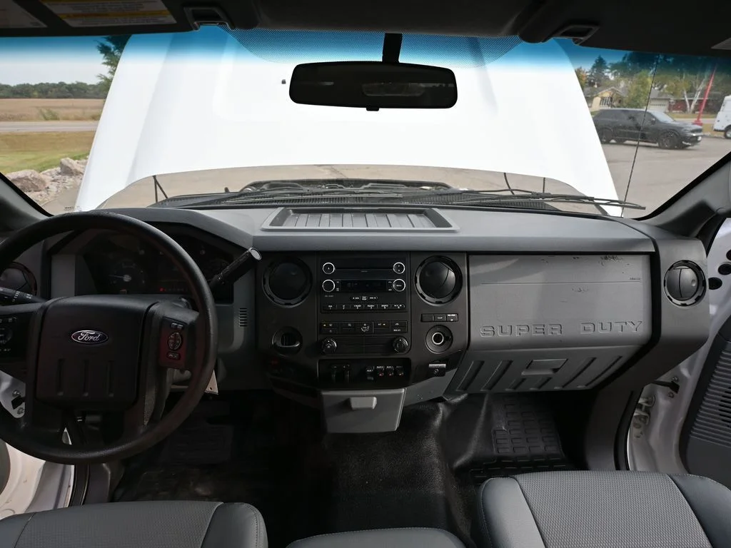2016 Ford F-550 - Photo 33