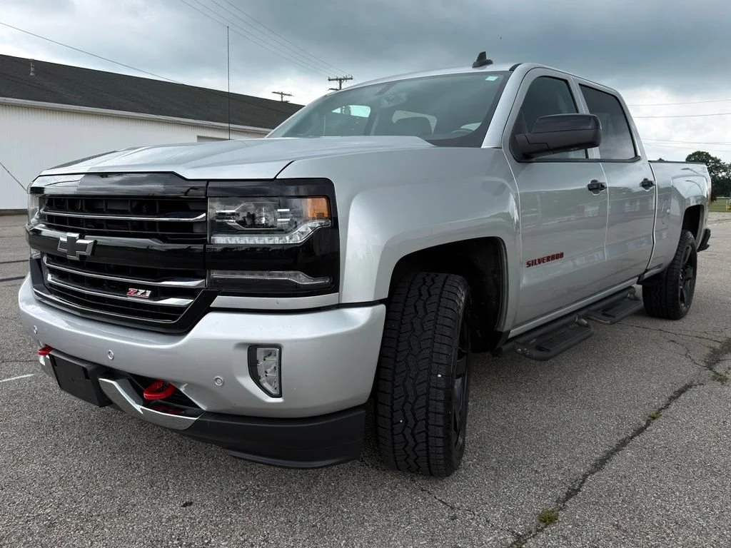 Used 2018 SILVER ICE METALLIC Chevrolet LTZ image 21