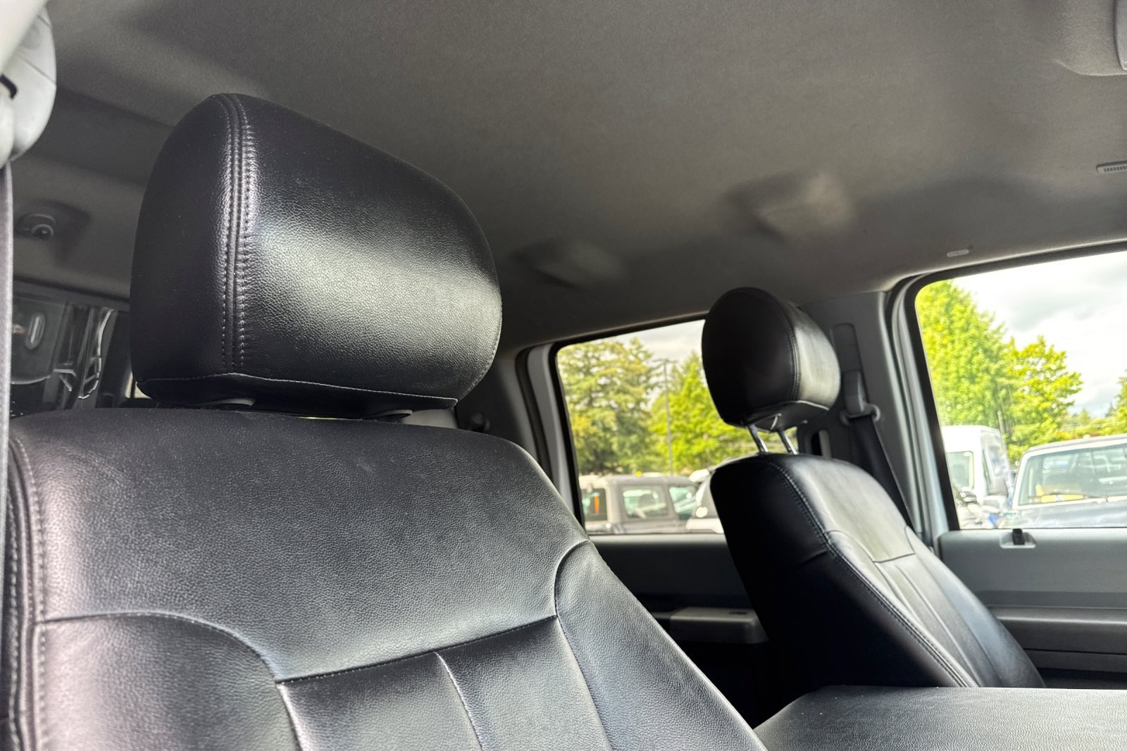 Used 2016 Oxford White Ford XLT image 15