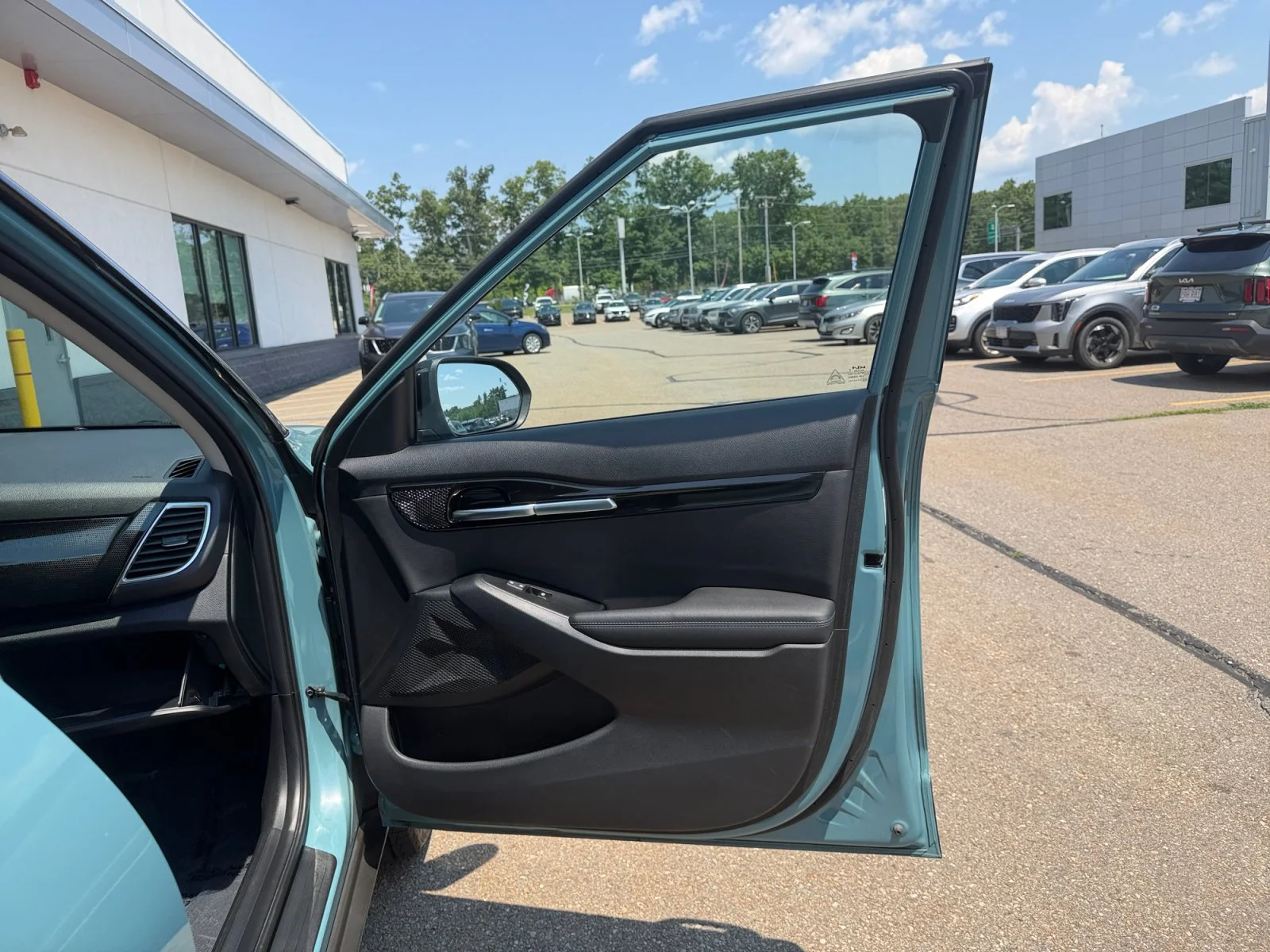 Used 2024 Pluton Blue/Black Roof Kia S image 32