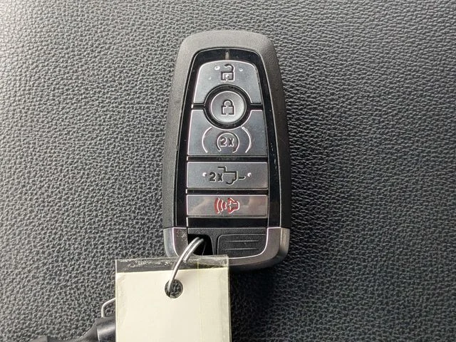 Used 2023 Red Ford XLT image 32