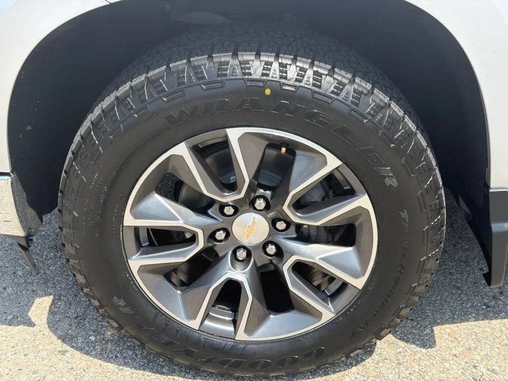 2022 Chevrolet Silverado 1500 LT - Photo 41